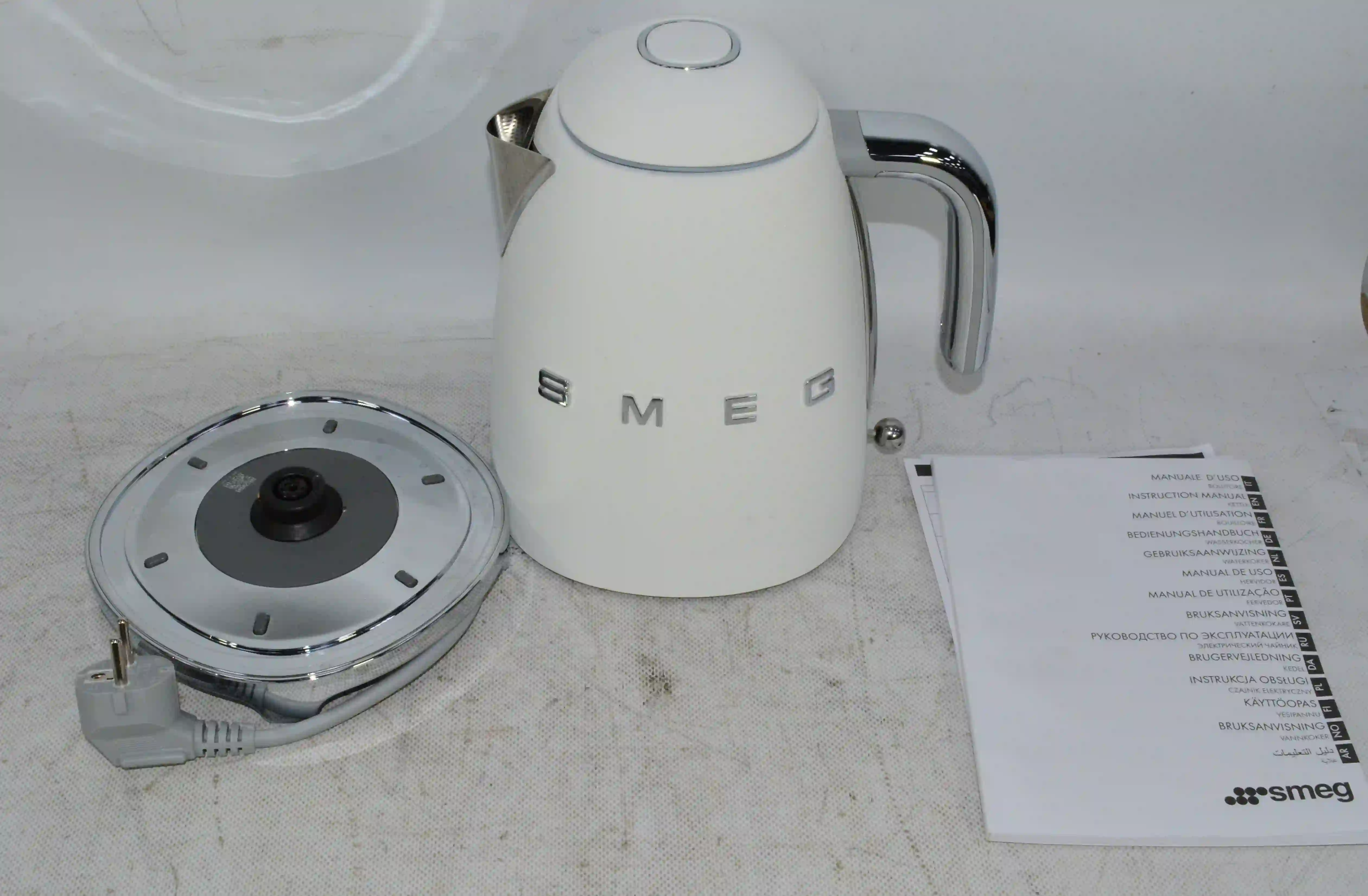 Чайник электрический SMEG KLF03WHMEU, белый матовый k8 000014489