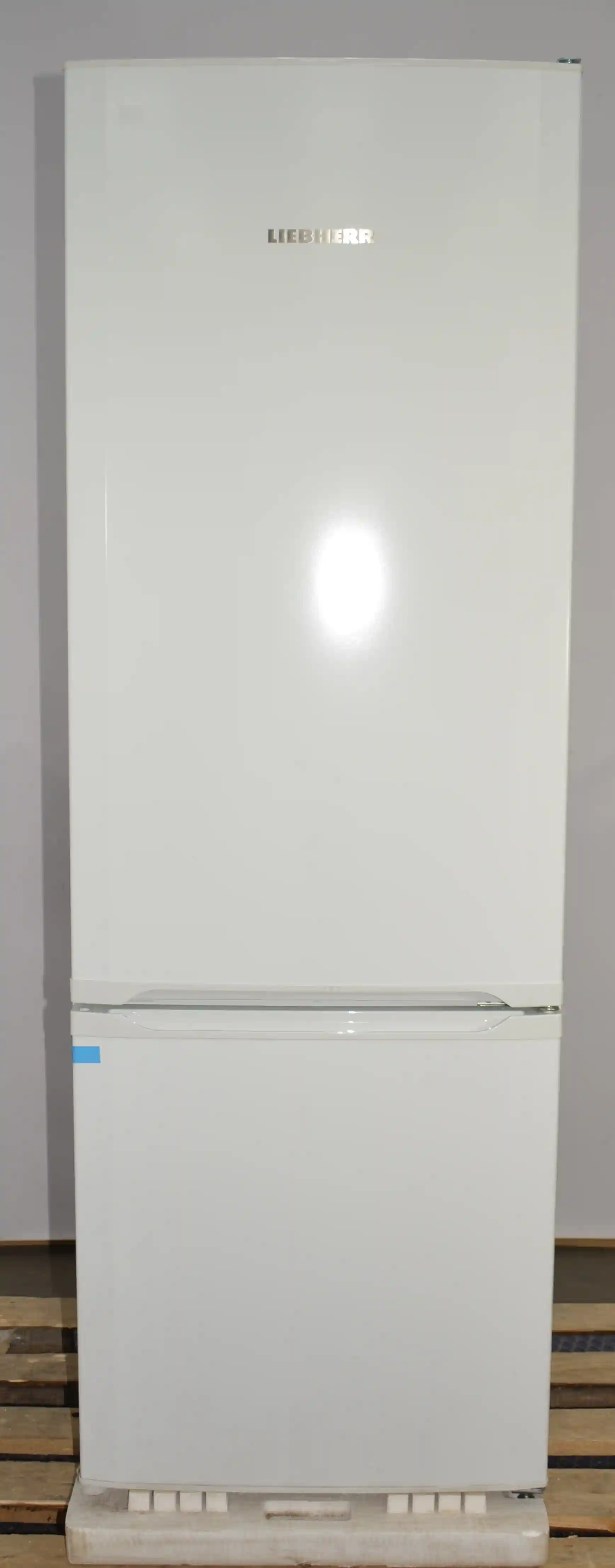 Холодильник LIEBHERR CU 2831-22 001 k6 000020213