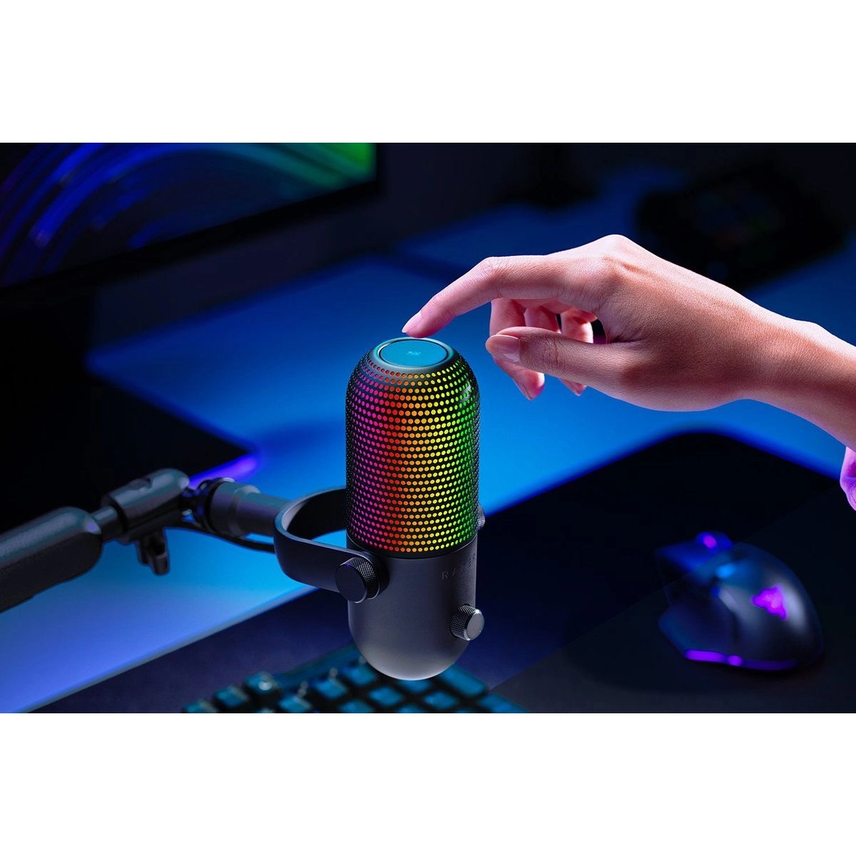 Микрофон для стрима RAZER Seiren V3 Chroma Black (RZ19-05060100-R3M1)