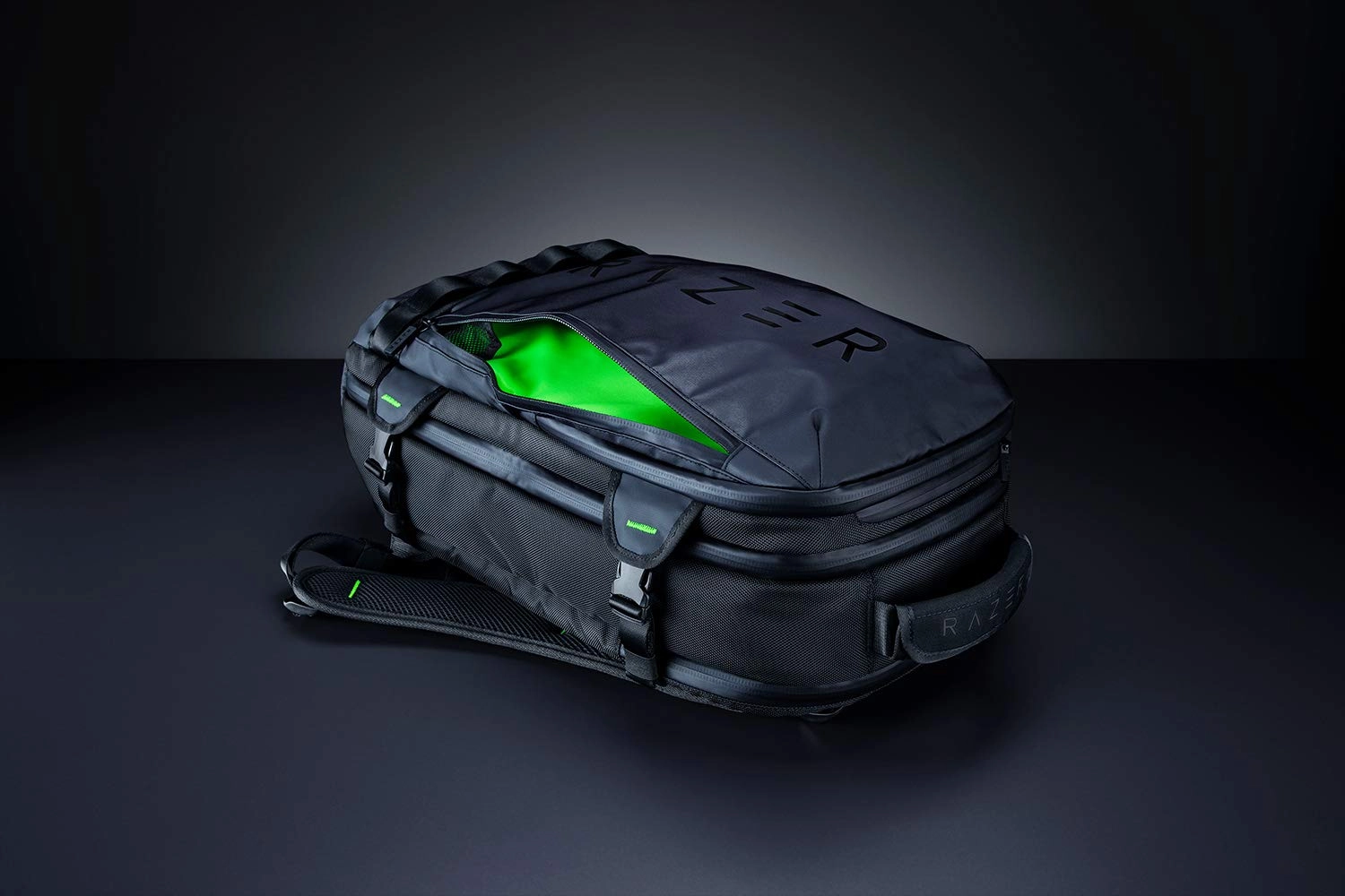 Рюкзак для ноутбука RAZER Rogue Backpack 17.3" V3 Black (RC81-03650101-0000)