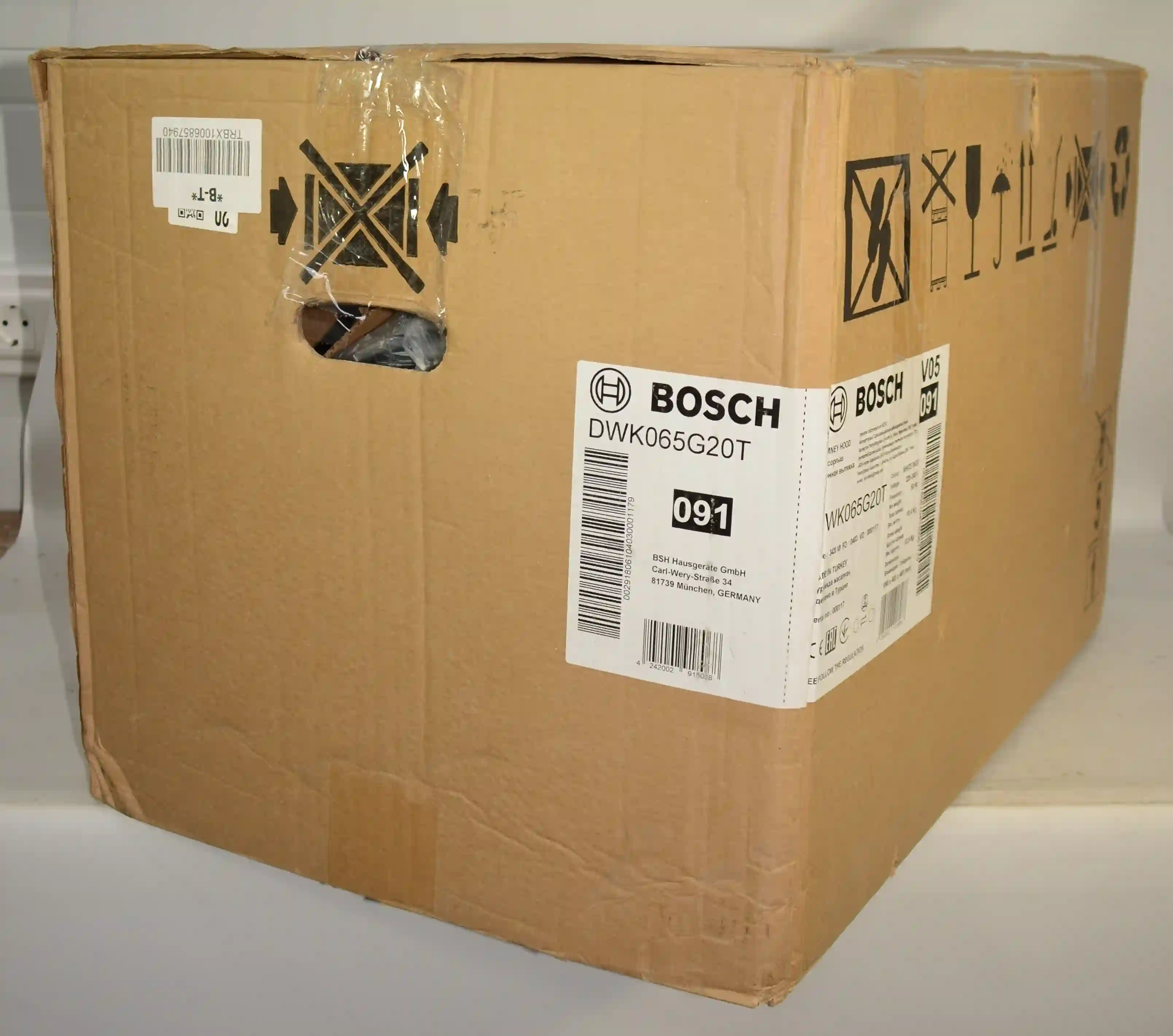 Вытяжка наклонная BOSCH DWK065G20T, белая k6 000011031