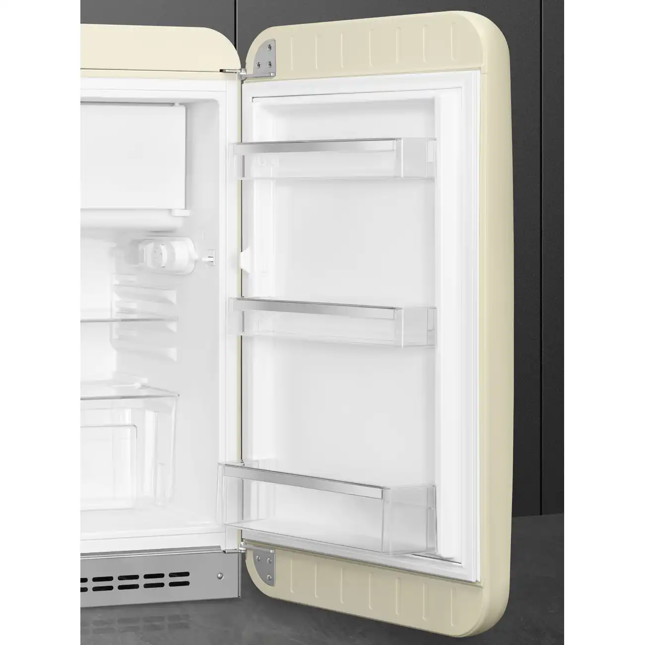 Холодильник SMEG FAB10RCR6, кремовый