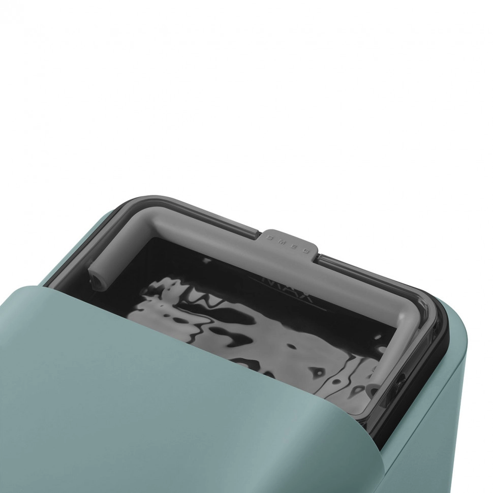 Кофемашина SMEG BCC13EGMEU, изумрудно-зеленая