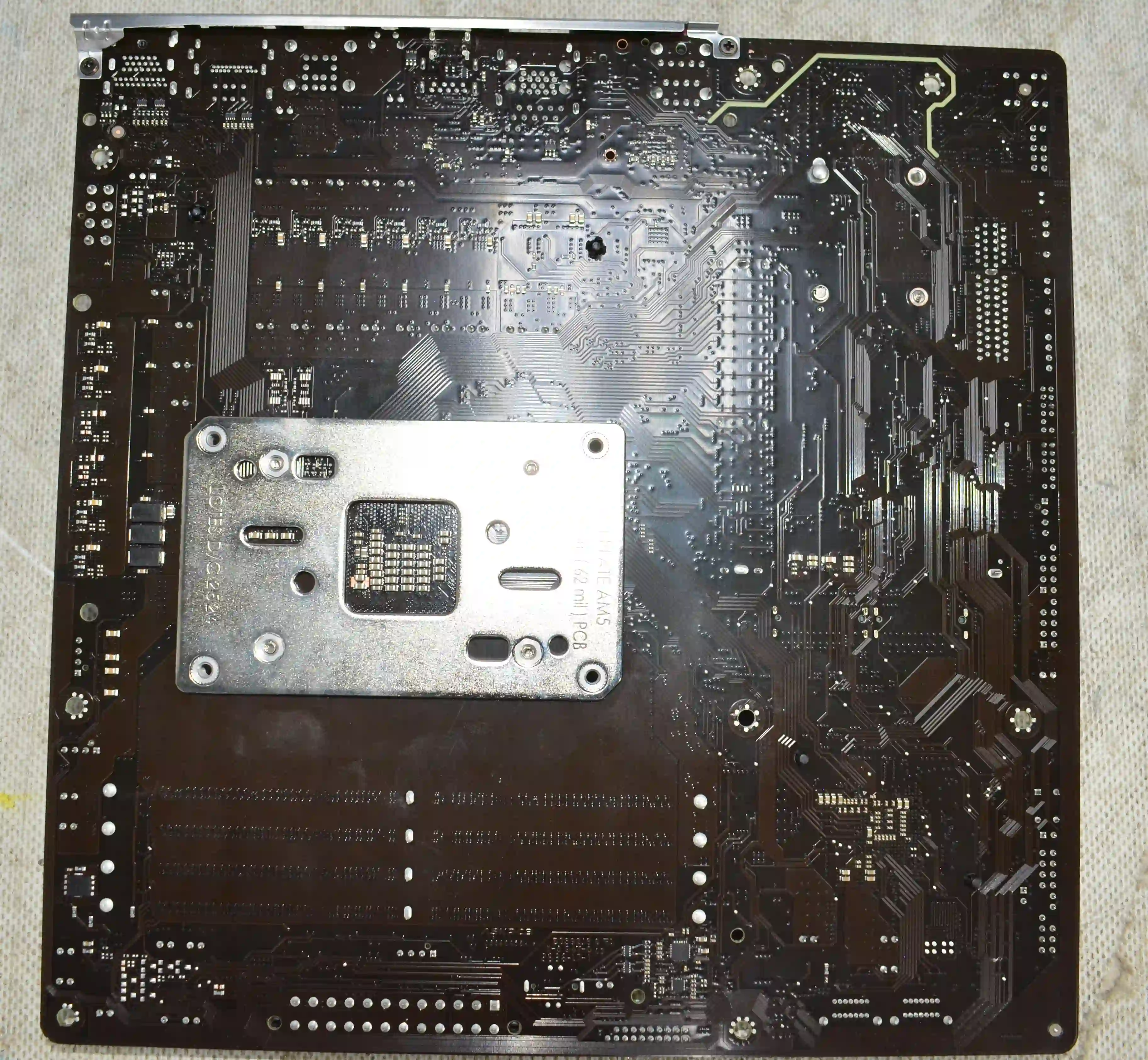 Материнская плата GIGABYTE B850M DS3H k3 000095376