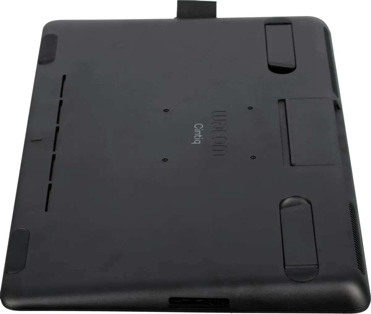 Интерактивный дисплей WACOM Cintiq 16 (DTK1660K0B)