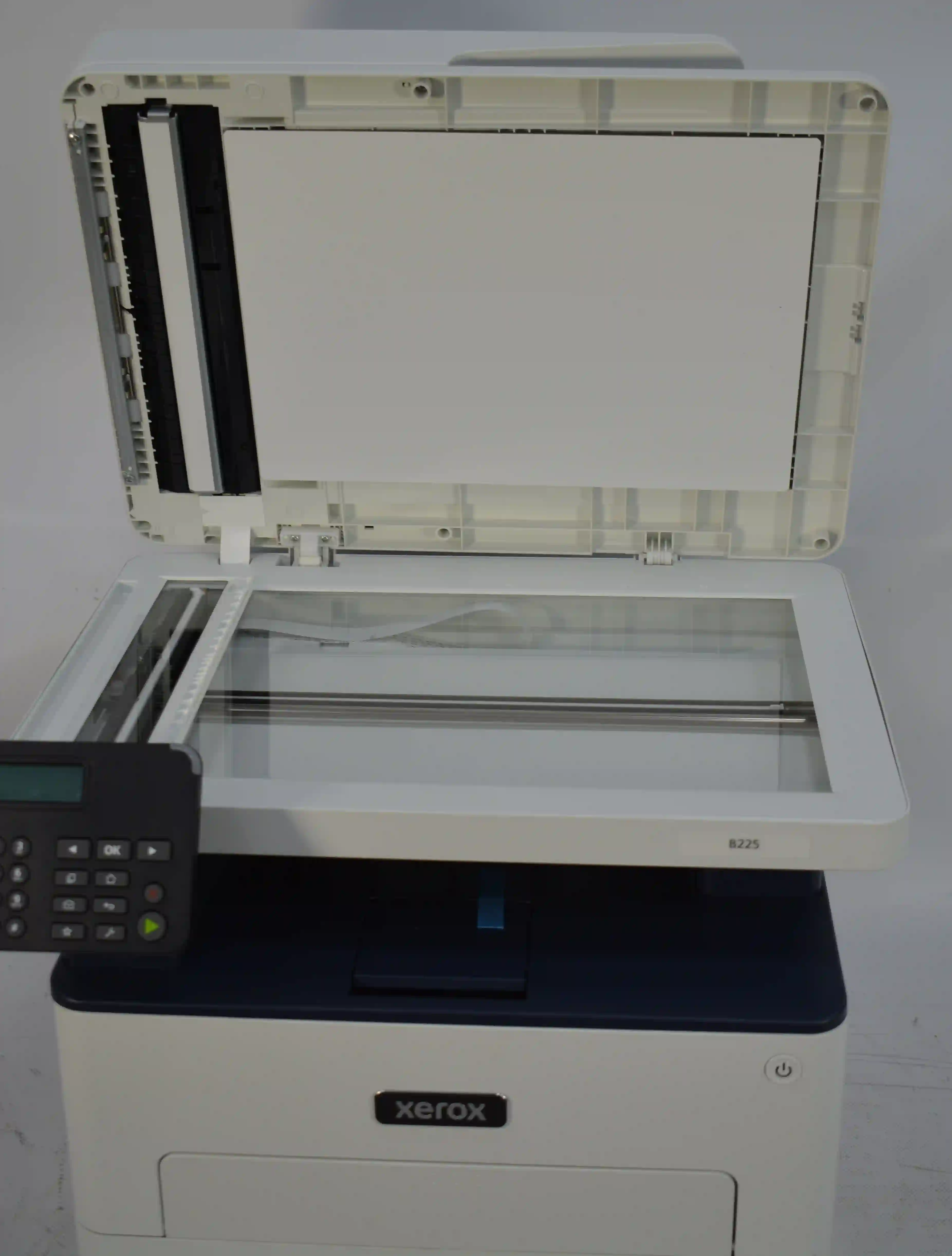 МФУ лазерное XEROX B225 (B225V_DNI) k8 000006666